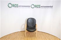 Arm chair in black leather 