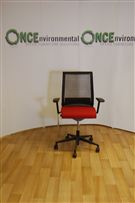SteelcaseSteelcase think chair in red colour fabric seat and black mesh back 