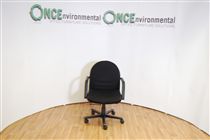 Medium back manager chair in black fabric 
